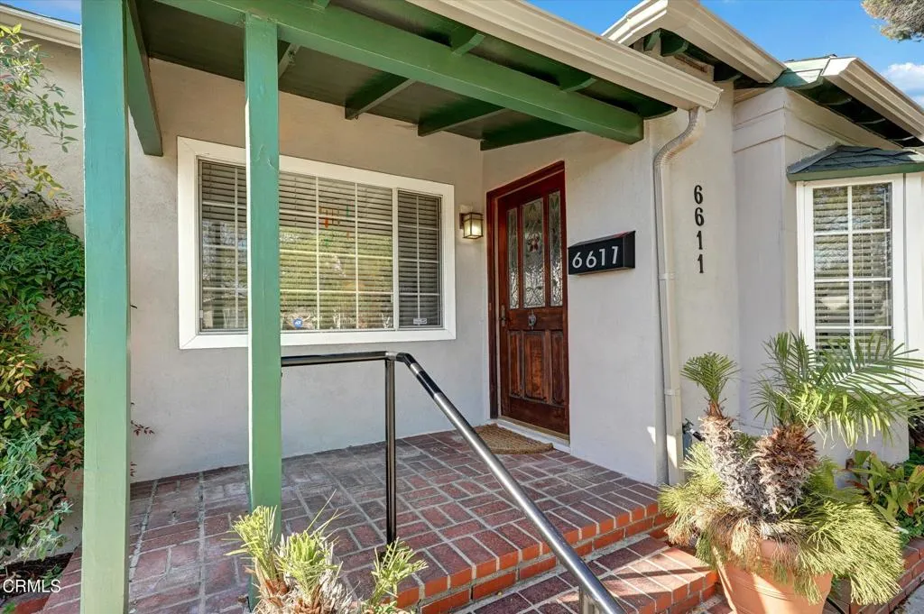 6611 Denny Avenue, North Hollywood, California 91606 home-pic-3