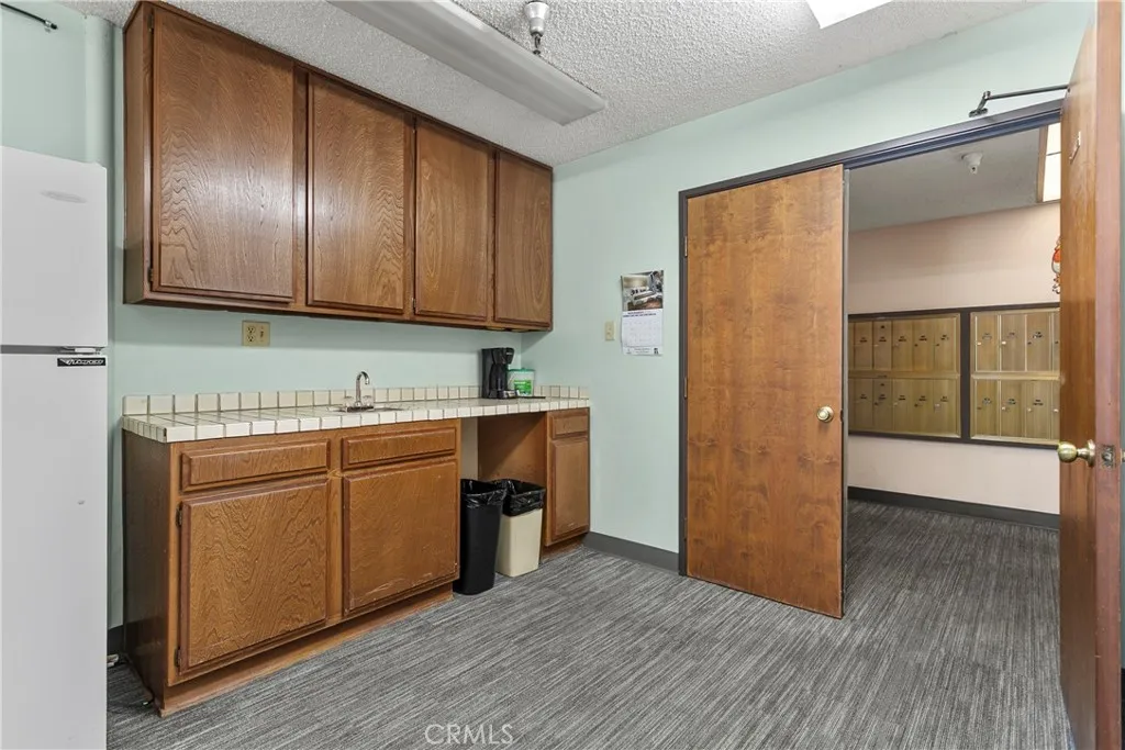18900 Delaware 43, Huntington Beach, California 92648 home-pic-20