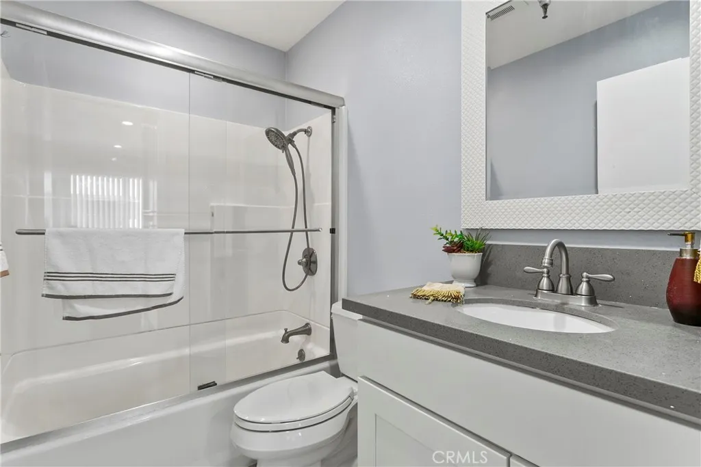 18900 Delaware 43, Huntington Beach, California 92648 home-pic-10