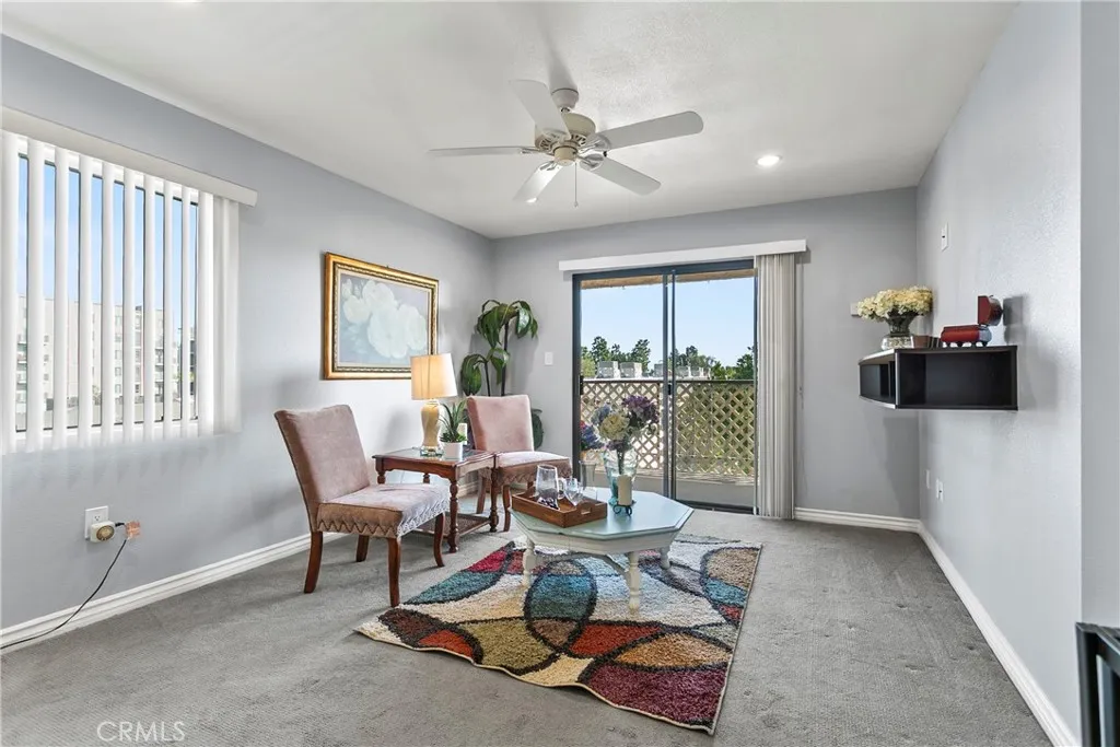 18900 Delaware 43, Huntington Beach, California 92648 home-pic-3