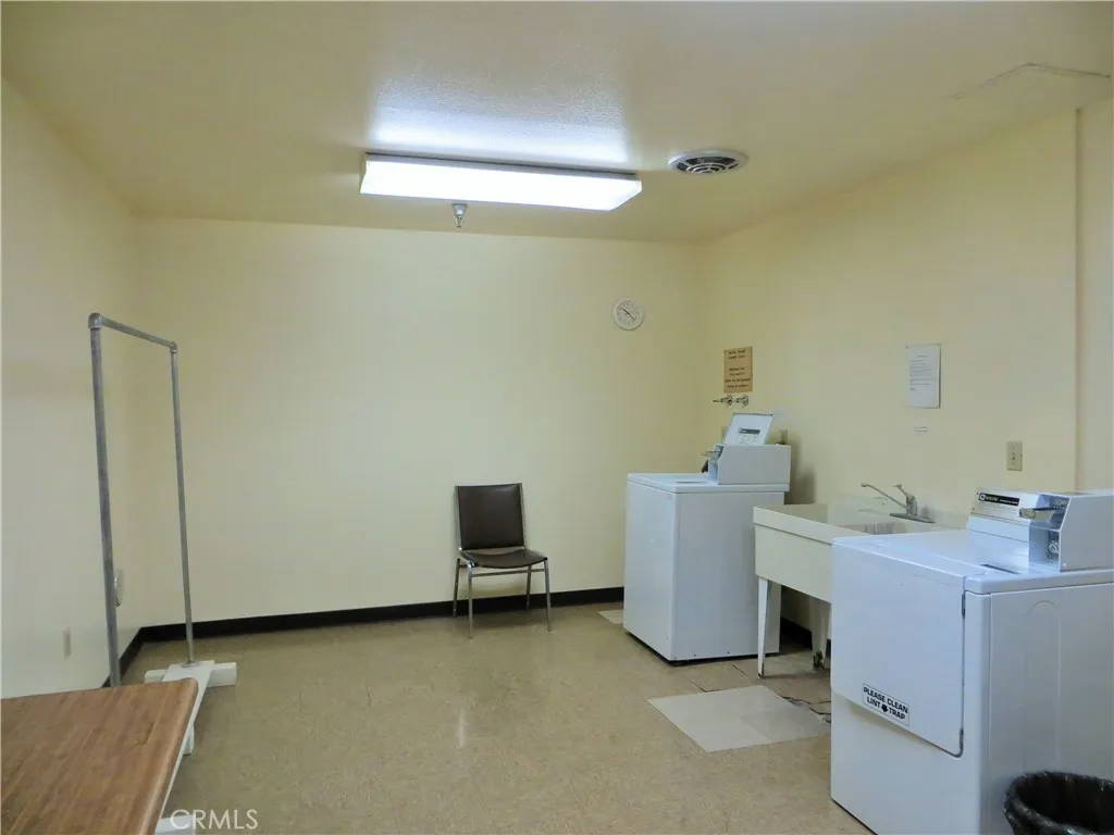18900 Delaware 43, Huntington Beach, California 92648 home-pic-16