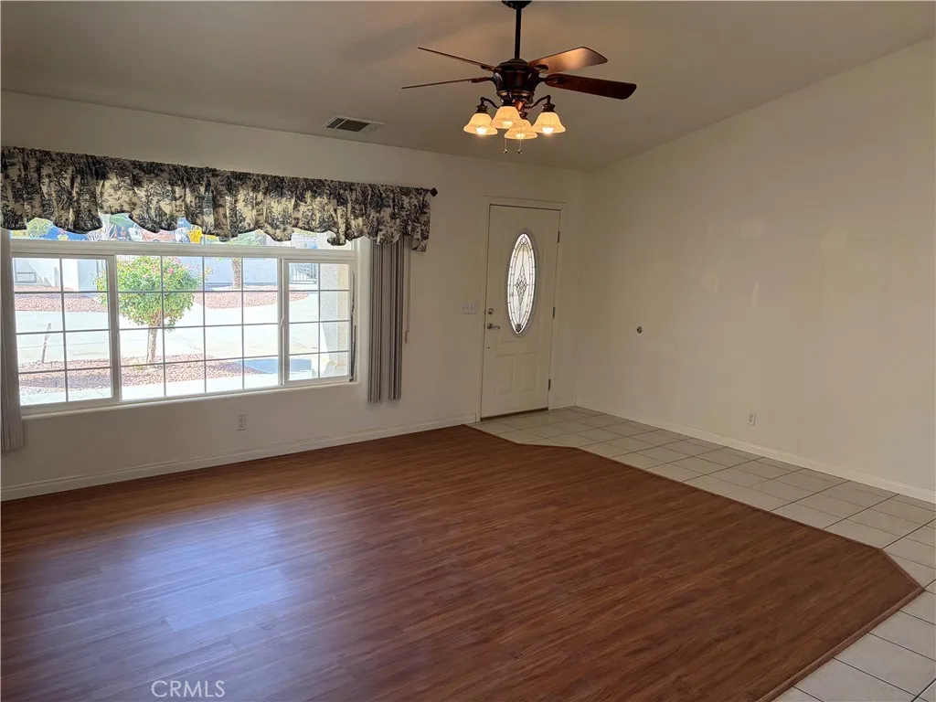 7413 Montrose, Hesperia, California 92345 home-pic-2