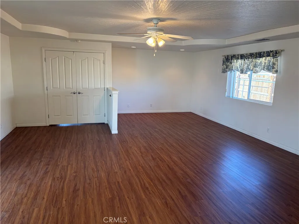7413 Montrose, Hesperia, California 92345 home-pic-11
