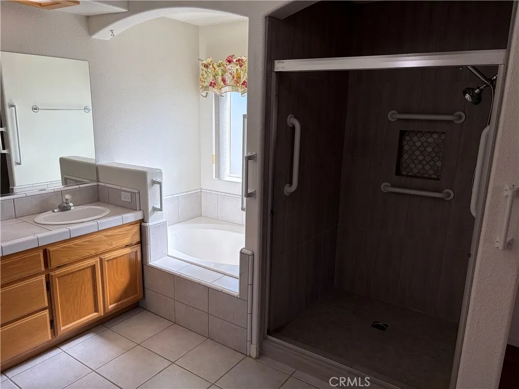 7413 Montrose, Hesperia, California 92345 home-pic-14