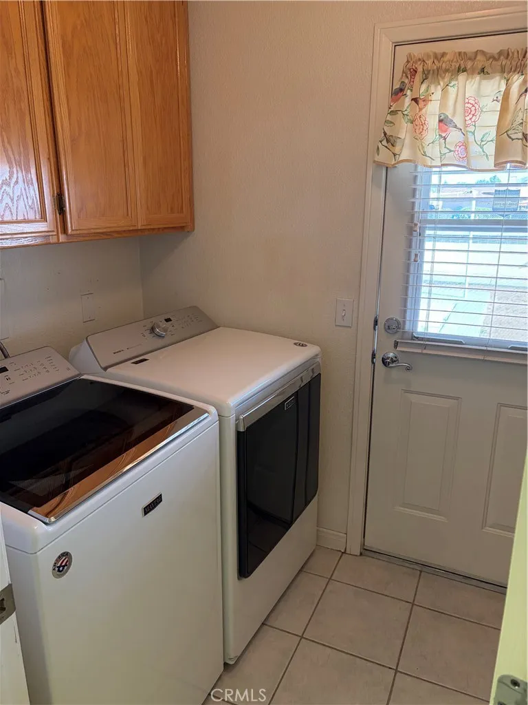 7413 Montrose, Hesperia, California 92345 home-pic-10