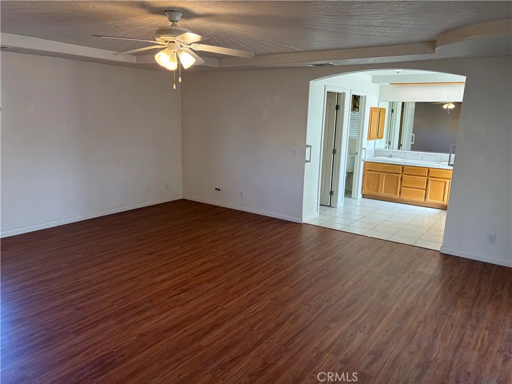 7413 Montrose, Hesperia, California 92345 home-pic-12