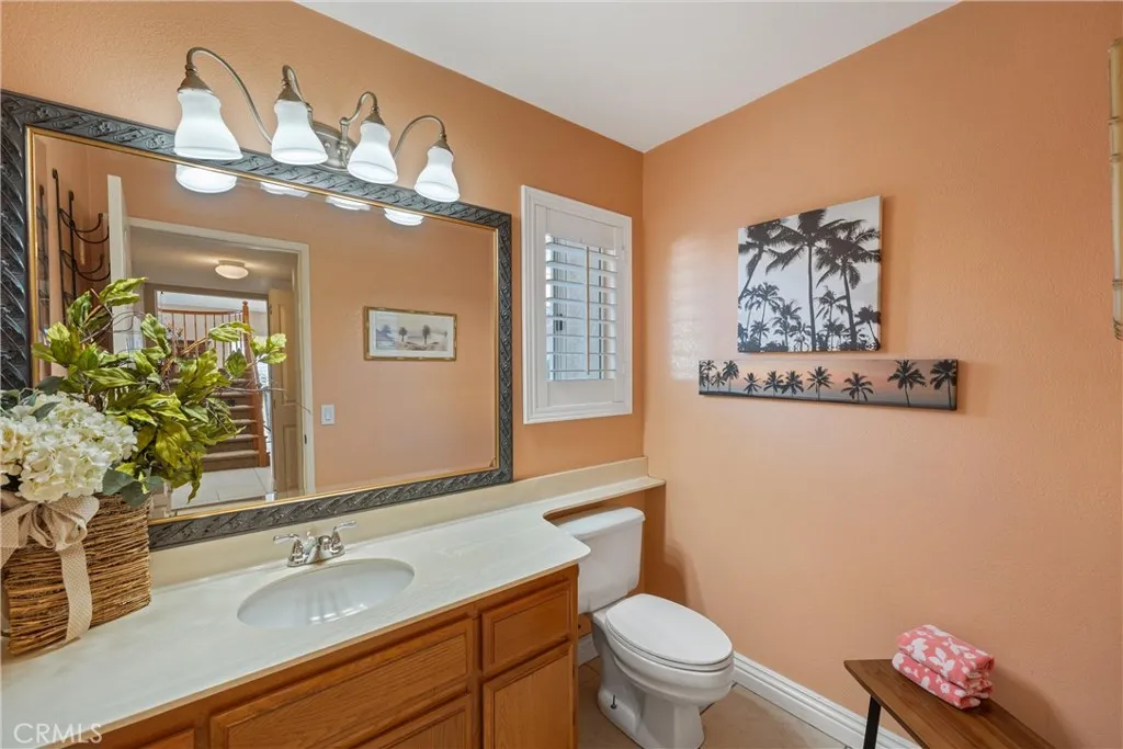 3480 Mountainside Circle, Corona, California 92882 home-pic-35