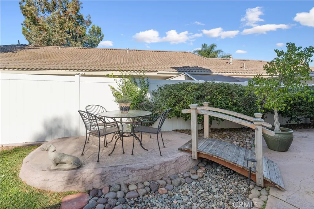 3480 Mountainside Circle, Corona, California 92882 home-pic-48