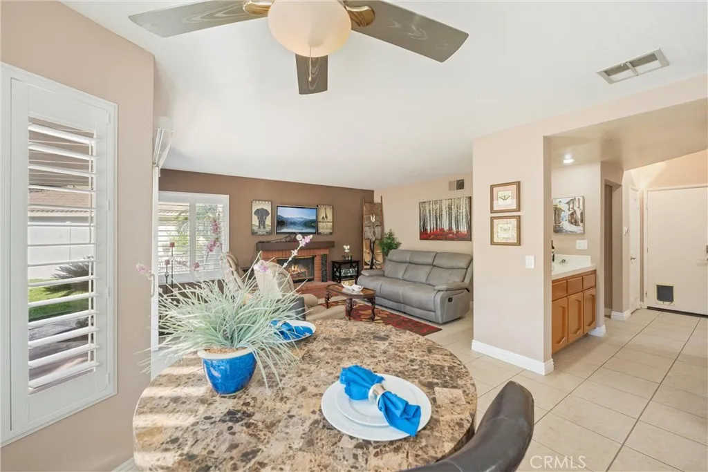 3480 Mountainside Circle, Corona, California 92882 home-pic-22