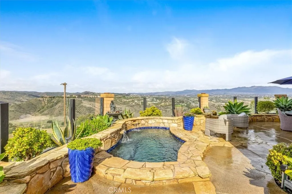 29372 Christiana, Laguna Niguel, California 92677 home-pic-38