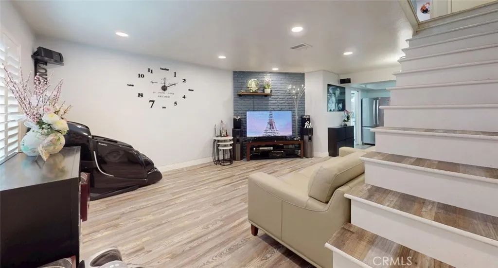 740 N Fairhaven, Anaheim, California 92801 home-pic-2