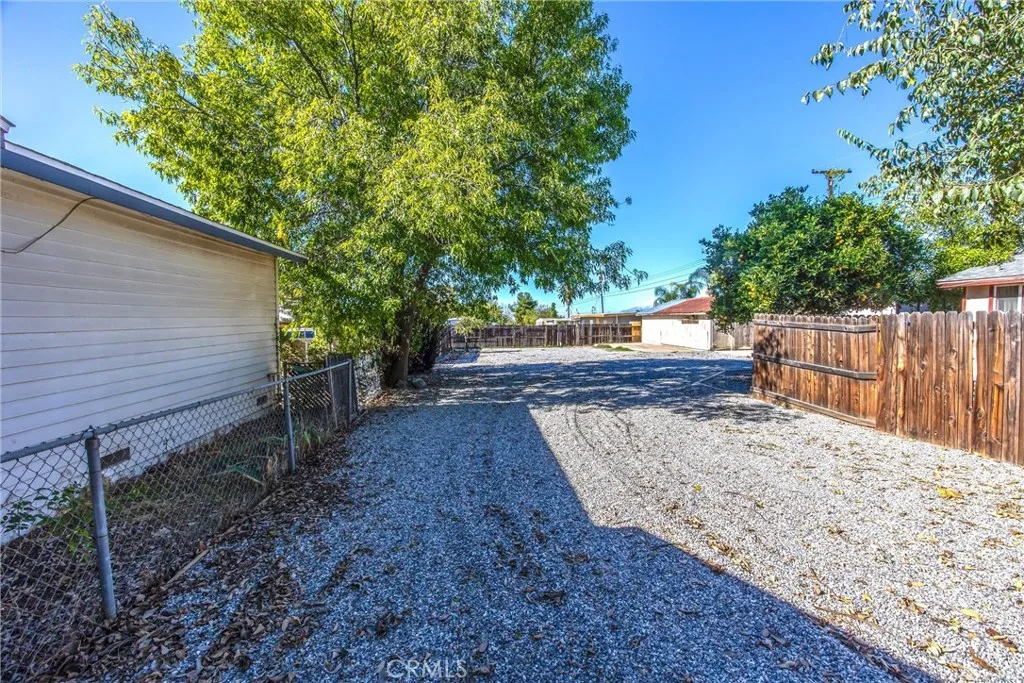 12704 California Street, Yucaipa, California 92399 home-pic-31
