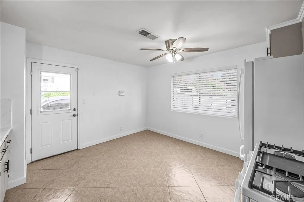 12704 California Street, Yucaipa, California 92399 home-pic-12