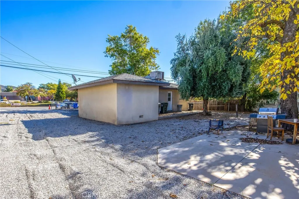 12704 California Street, Yucaipa, California 92399 home-pic-27