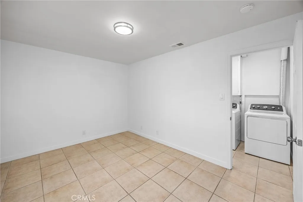 12704 California Street, Yucaipa, California 92399 home-pic-19