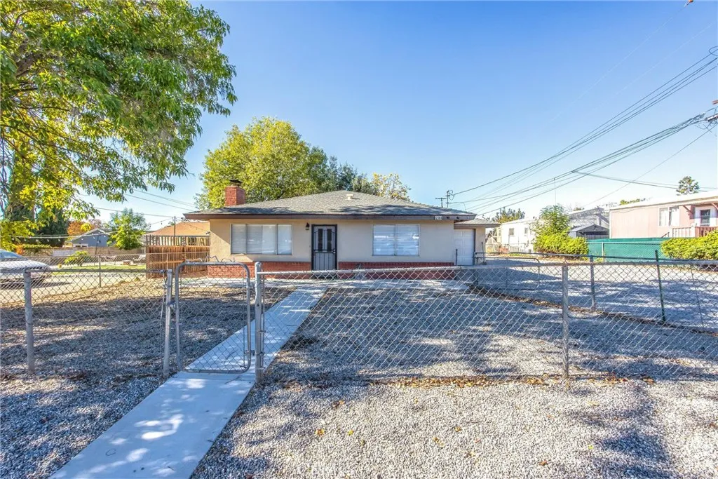 12704 California Street, Yucaipa, California 92399 home-pic-1