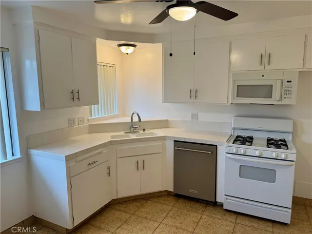 1682 W Cindy Lane B, Anaheim, California 92802