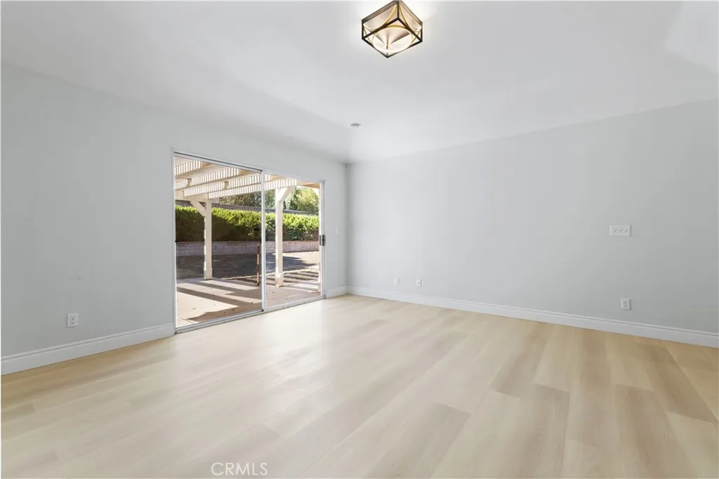 41253 Chestnut, Palmdale, California 93551 home-pic-23