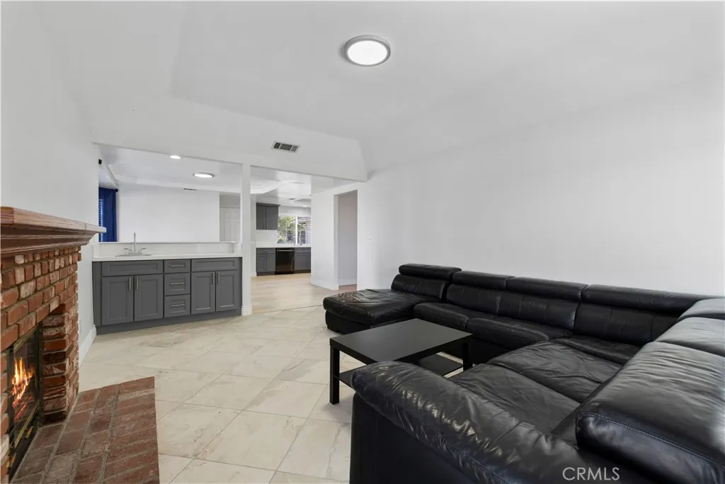 41253 Chestnut, Palmdale, California 93551 home-pic-17