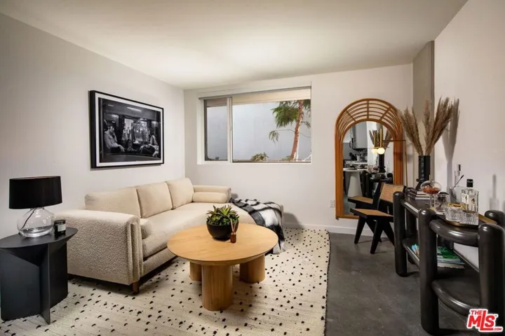 1120 W 6th Street 1555, Los Angeles, California 90017