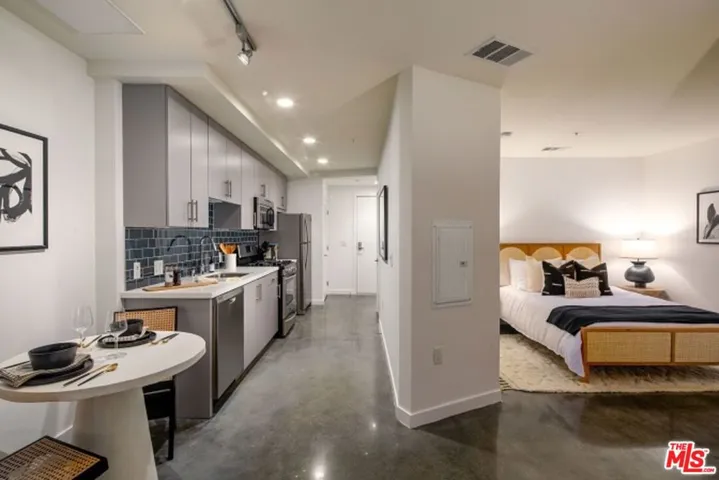 1120 W 6th Street 1235, Los Angeles, California 90017