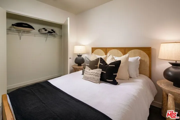 1120 W 6th Street 1235, Los Angeles, California 90017