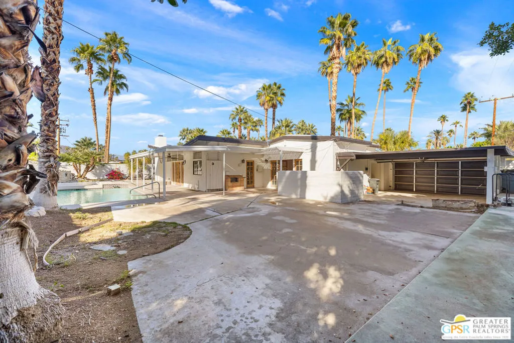 1983 S Yucca Place, Palm Springs, California 92264 home-pic-23