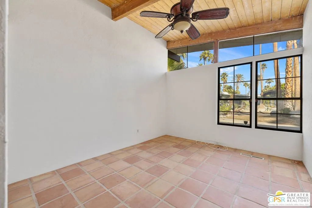 1983 S Yucca Place, Palm Springs, California 92264 home-pic-29