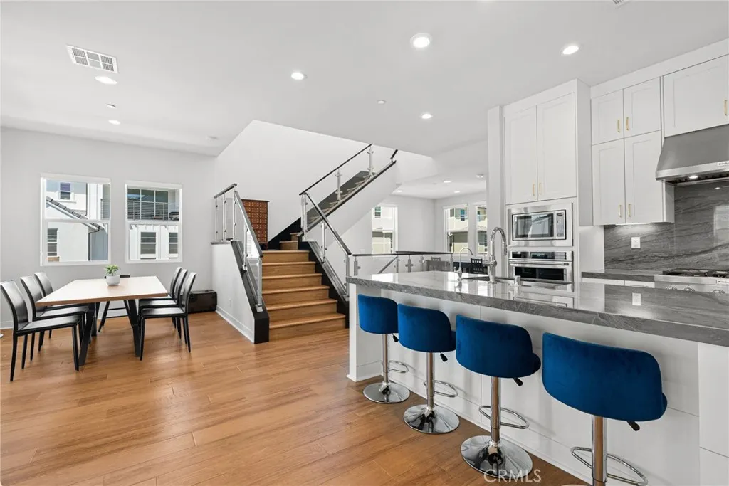 200 Newton, Lake Forest, California 92630 home-pic-15