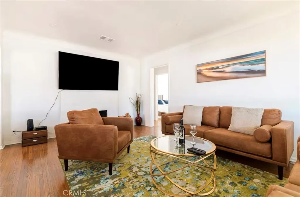 6148 W 85th Place, Los Angeles, California 90045 home-pic-2