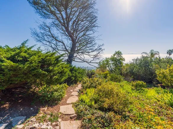 30545 Rhone Drive, Rancho Palos Verdes, California 90275 home-pic-35