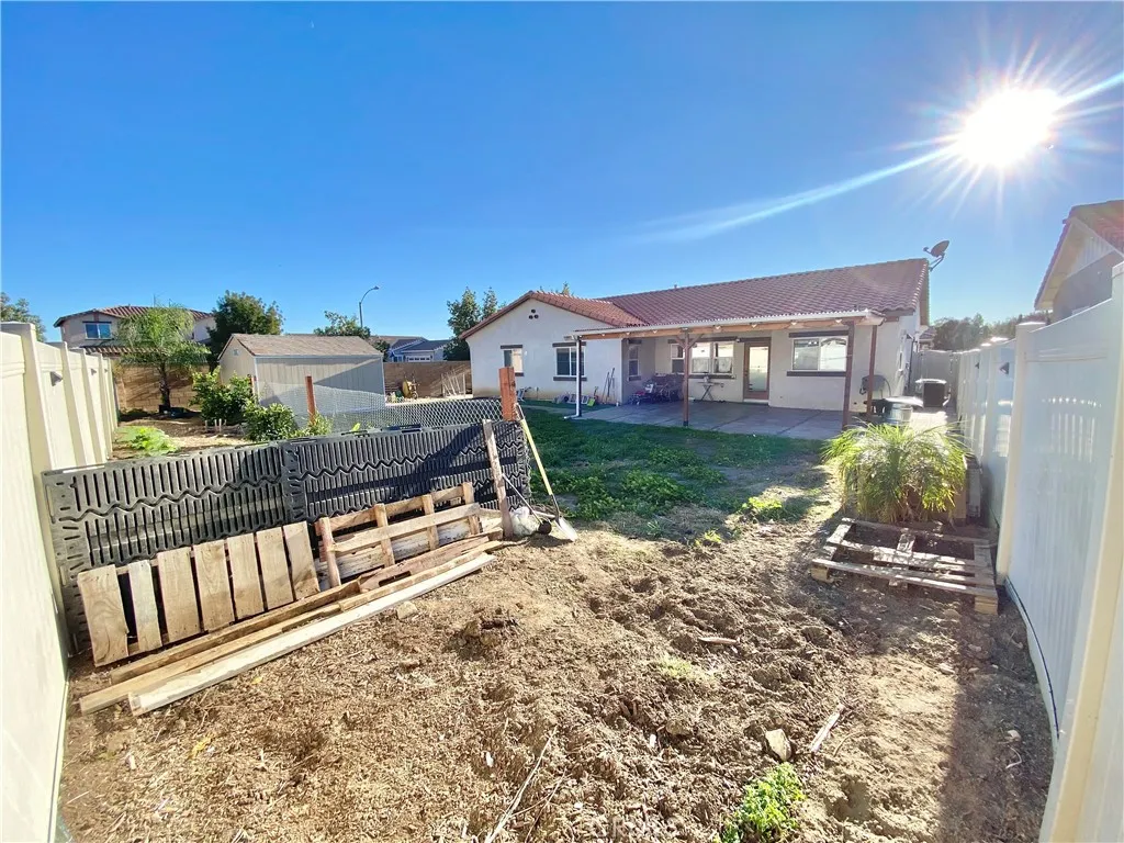 1667 Constant Trail, San Jacinto, California 92582 home-pic-25