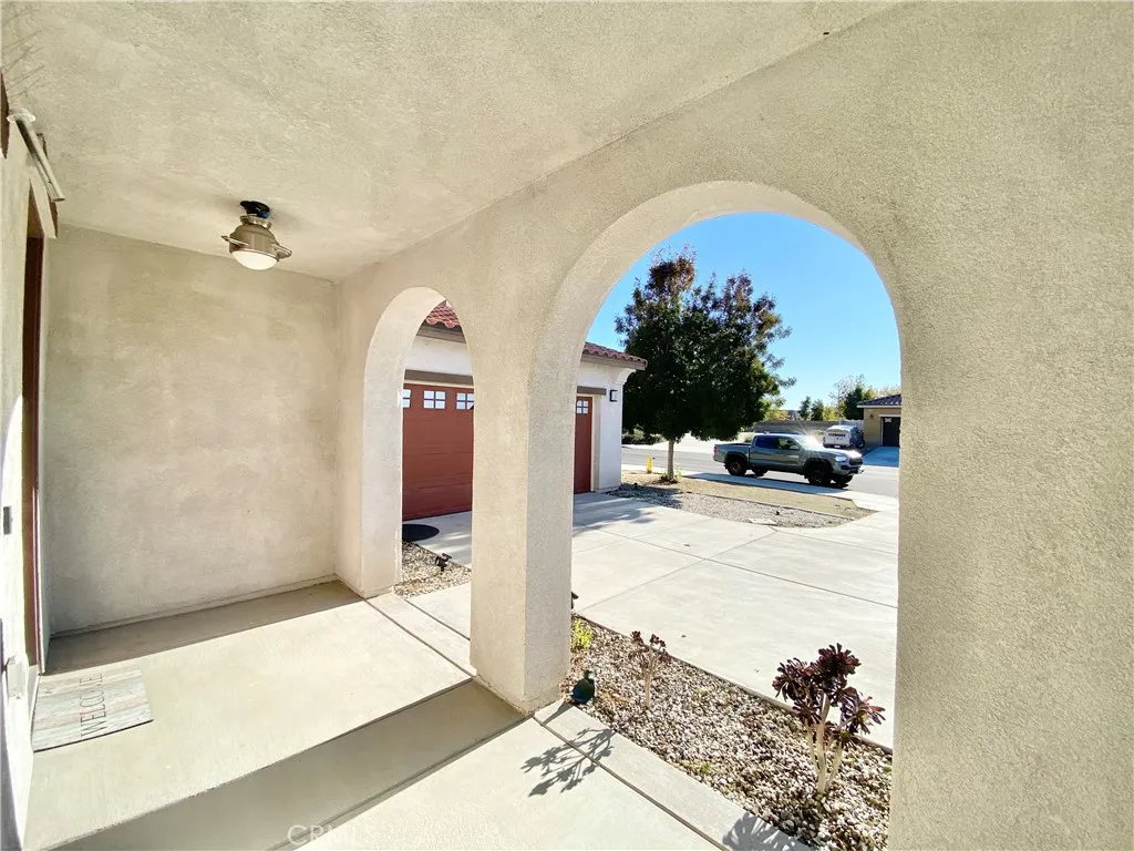 1667 Constant Trail, San Jacinto, California 92582 home-pic-6