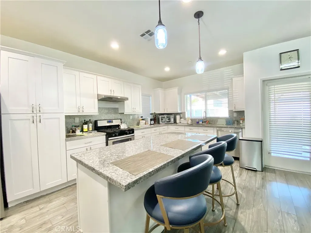 1667 Constant Trail, San Jacinto, California 92582 home-pic-9