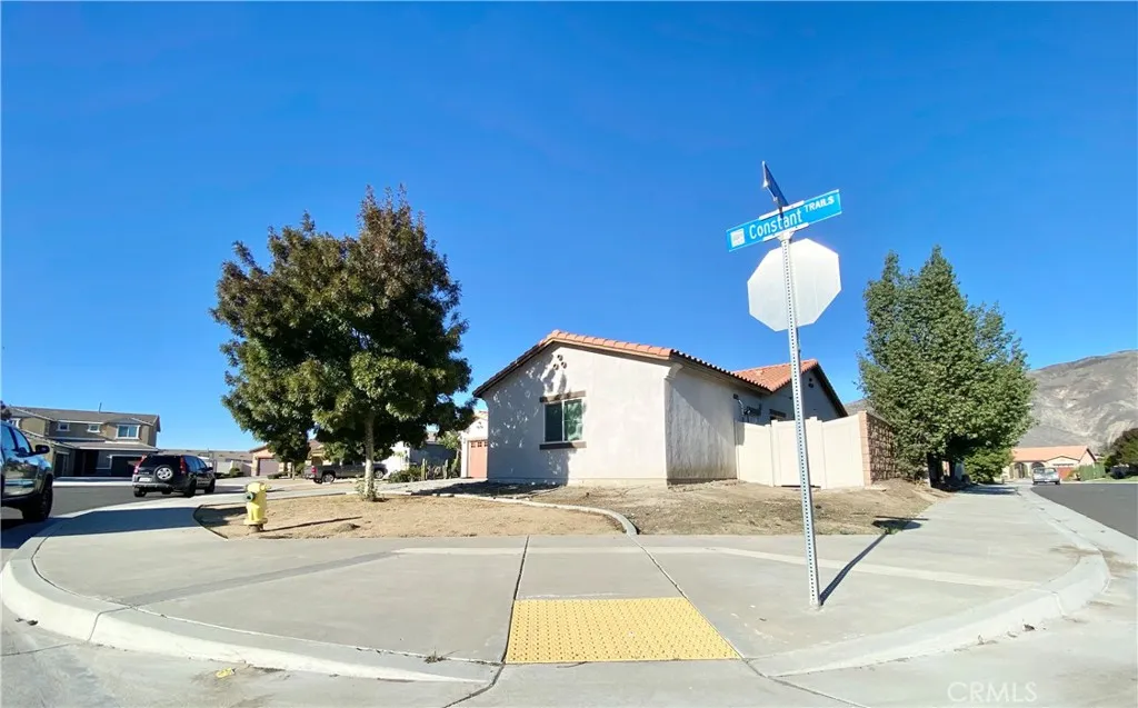 1667 Constant Trail, San Jacinto, California 92582 home-pic-3