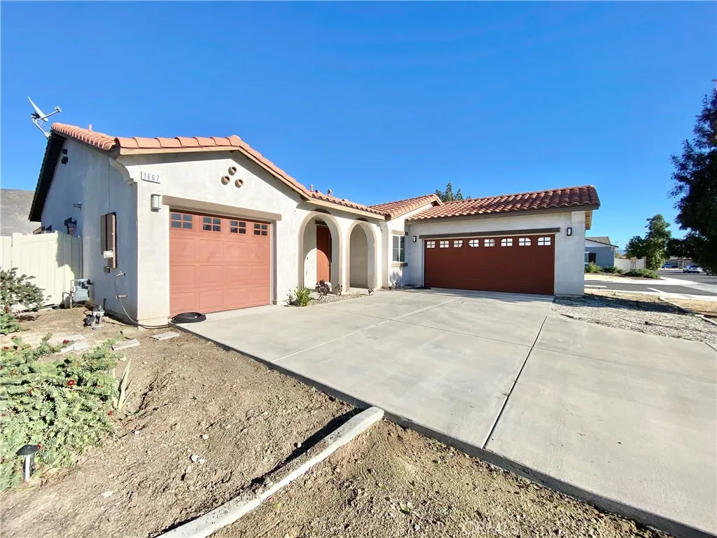 1667 Constant Trail, San Jacinto, California 92582 home-pic-4