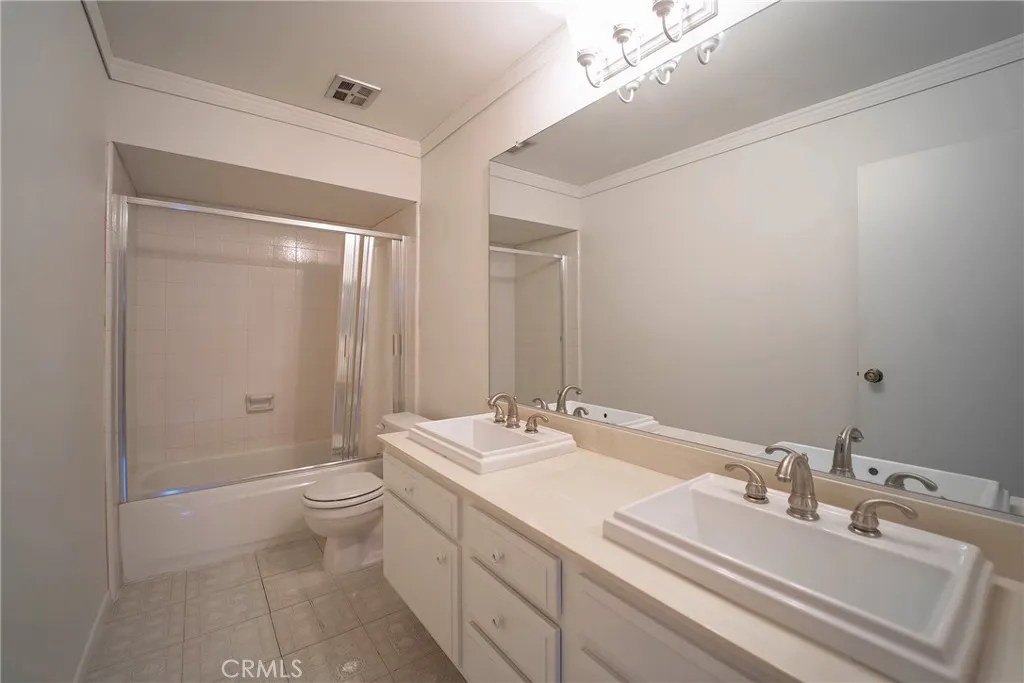 25401 Helena Circle, Mission Viejo, California 92691 home-pic-23