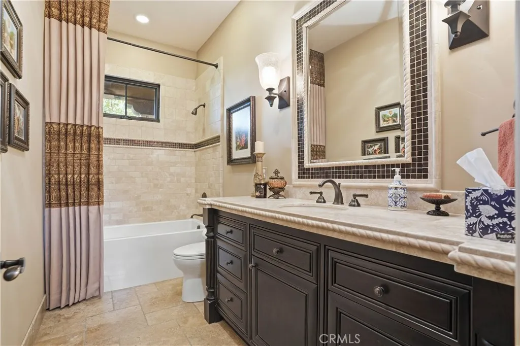 34965 Via Del Ponte, Temecula, California 92592 home-pic-44