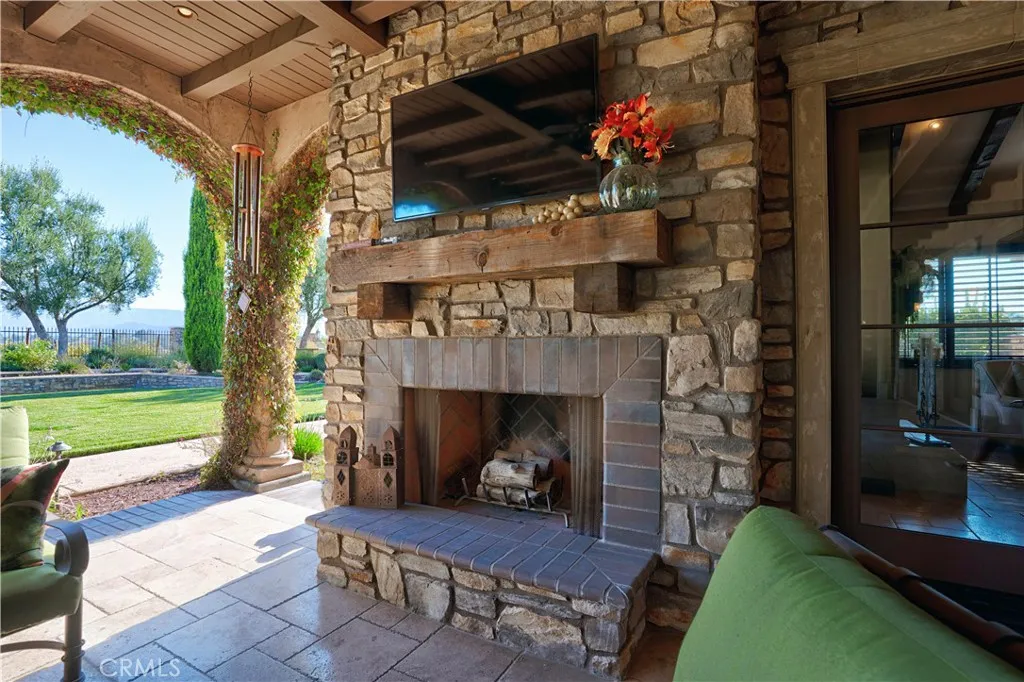 34965 Via Del Ponte, Temecula, California 92592 home-pic-57