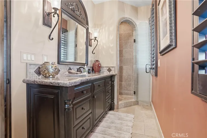 Casita bathroom