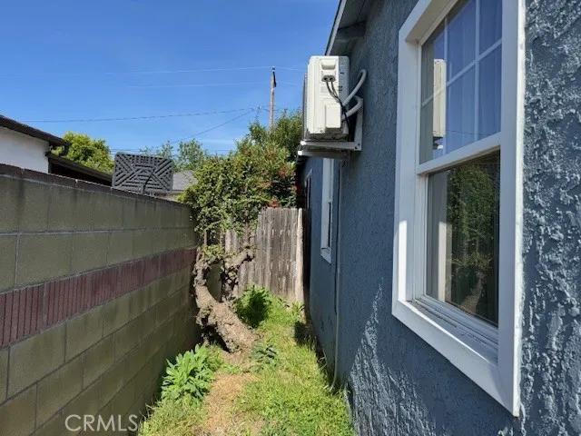 2941 Baltic, Long Beach, California 90810 home-pic-6