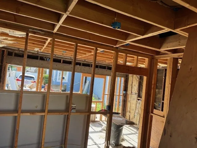 2941 Baltic, Long Beach, California 90810 home-pic-19