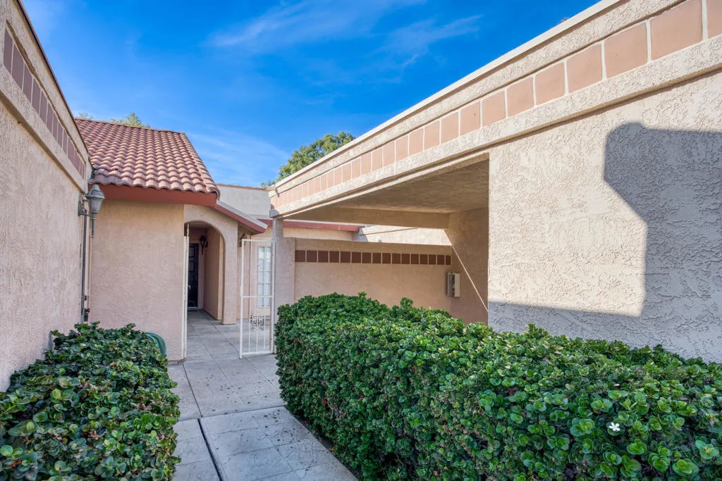 49211 Douglas Street, Indio, California 92201 home-pic-17