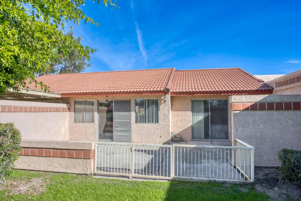 49211 Douglas Street, Indio, California 92201 home-pic-34