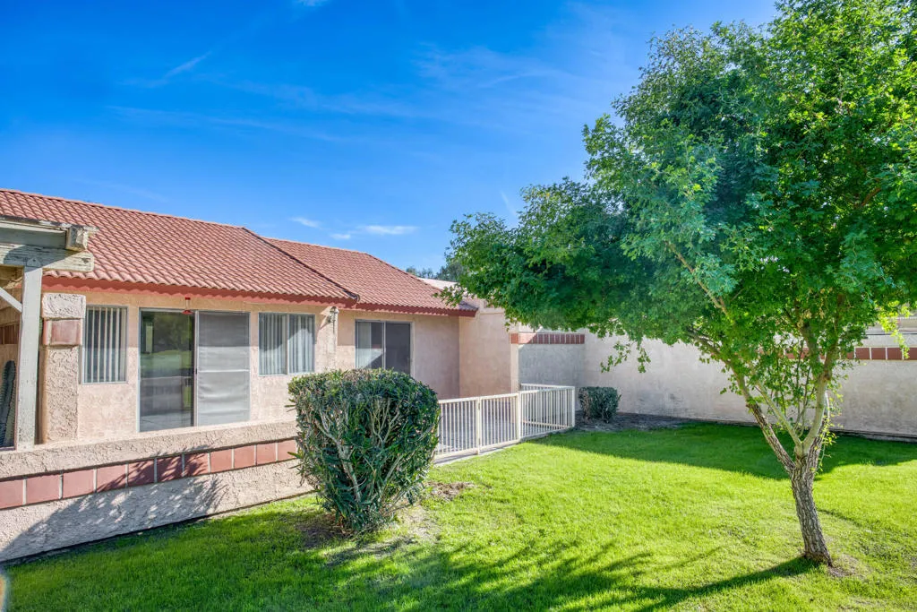 49211 Douglas Street, Indio, California 92201 home-pic-32