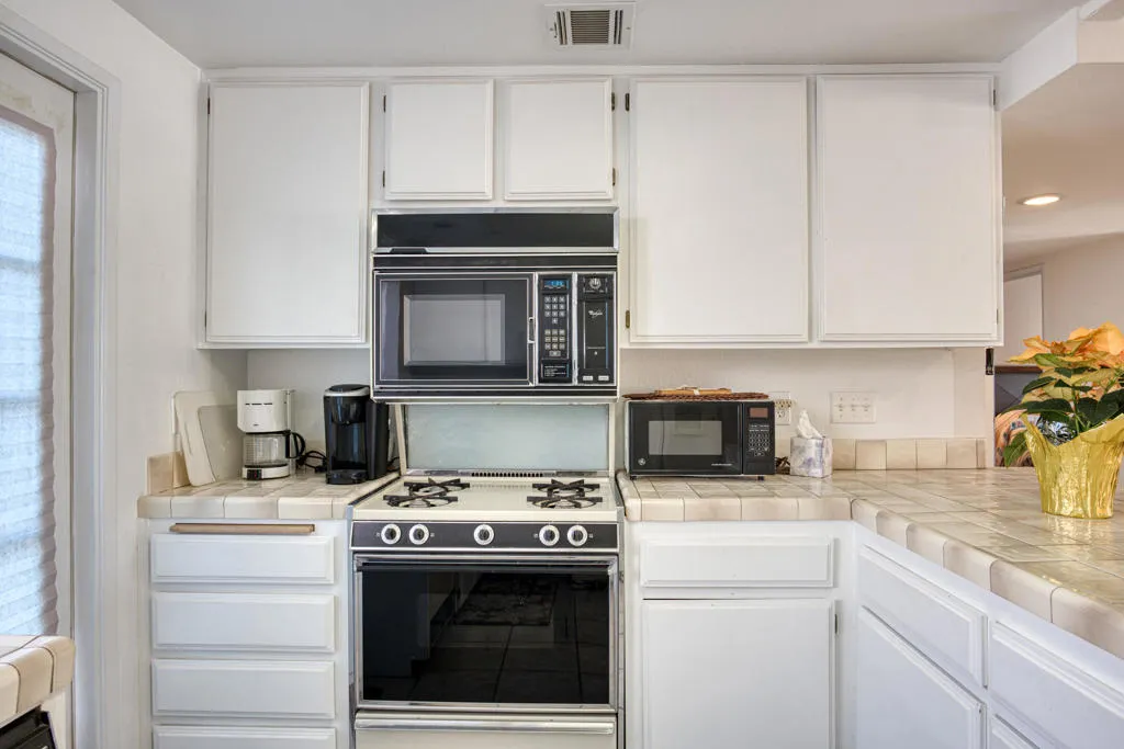 49211 Douglas Street, Indio, California 92201 home-pic-23