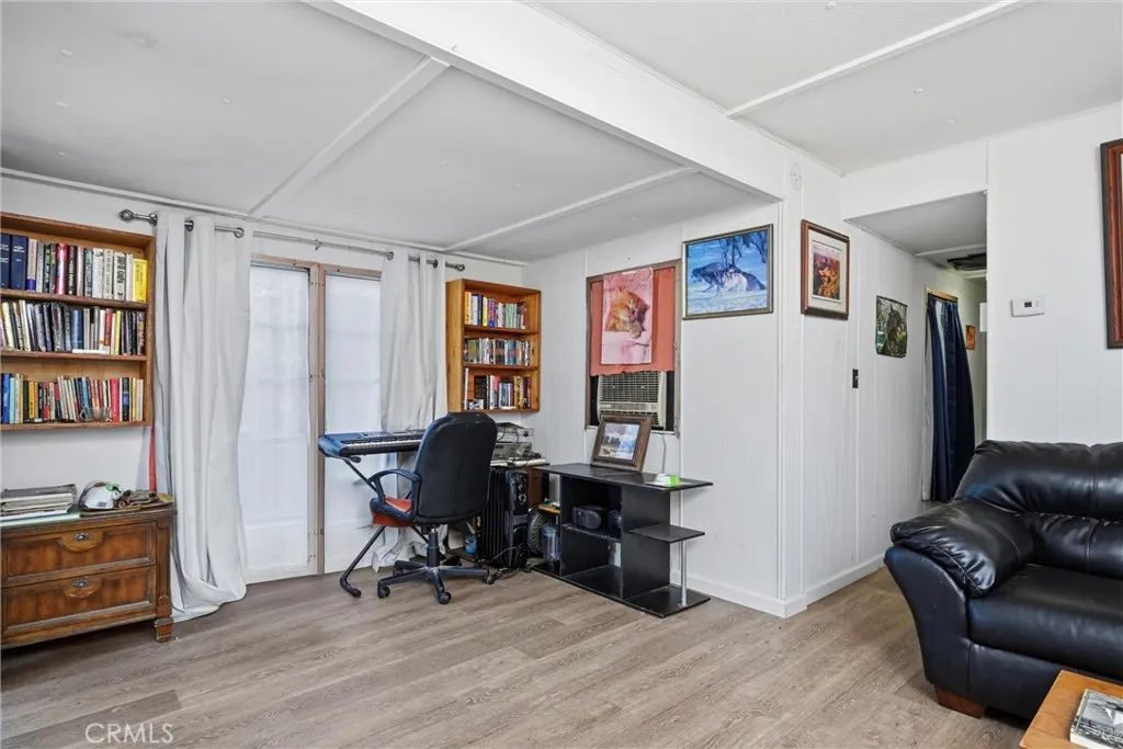 gallery-image 2
