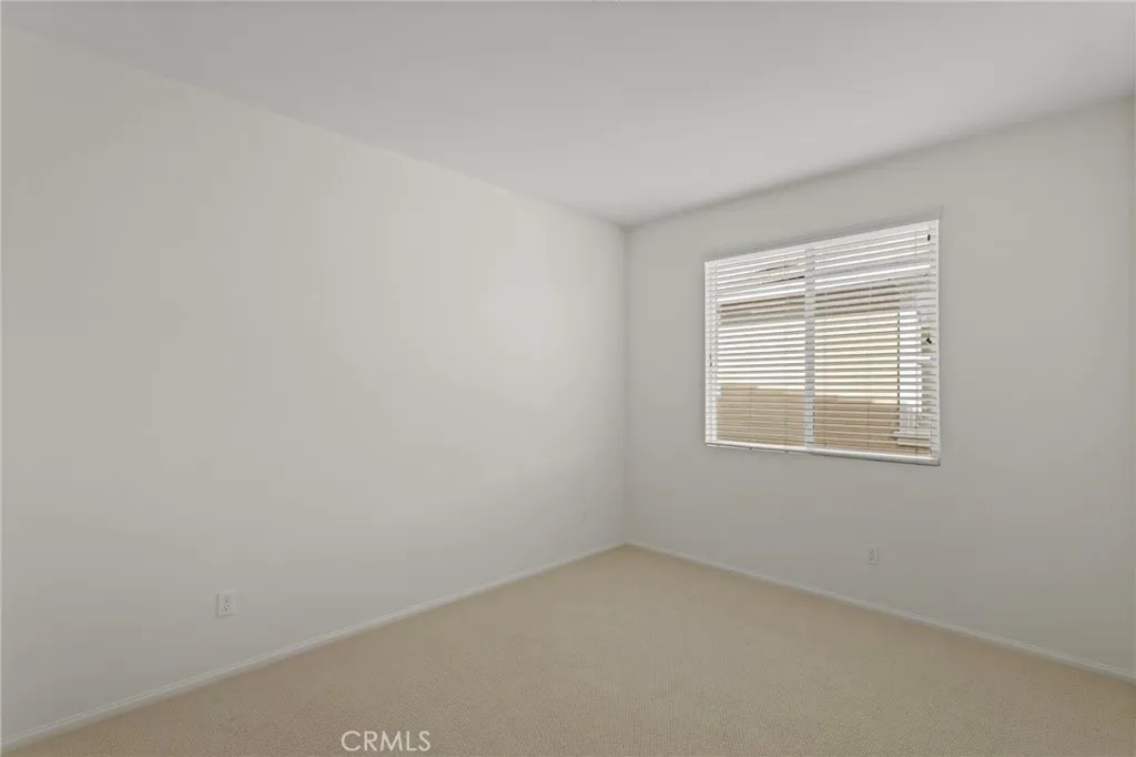 11478 Elderberry Lane, Corona, California 92883 home-pic-16