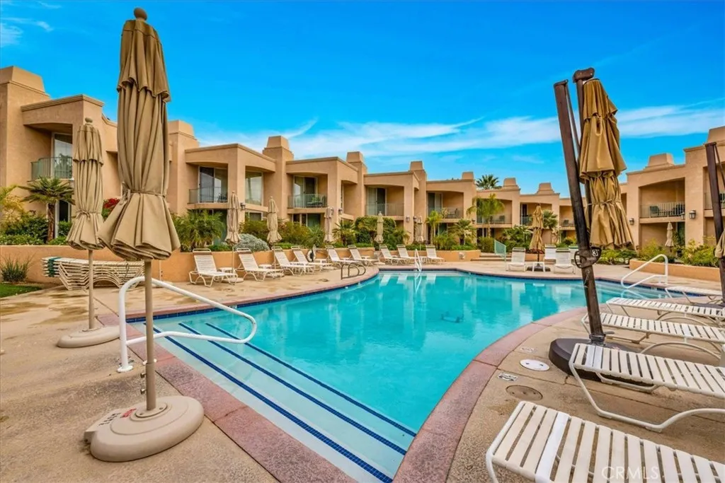 1555 N Chapparal, Palm Springs, California 92262 home-pic-36