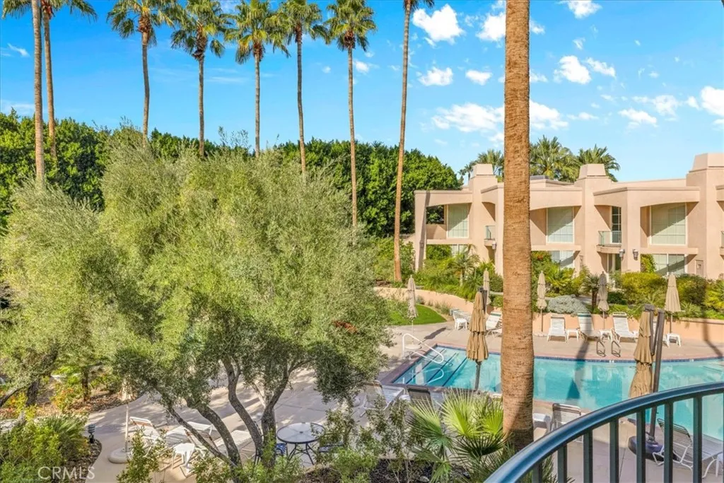 1555 N Chapparal, Palm Springs, California 92262 home-pic-28